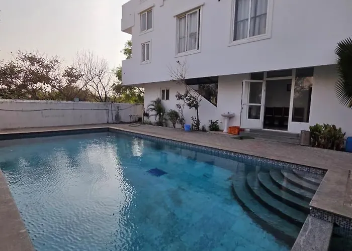 Velora Villa Mahabs