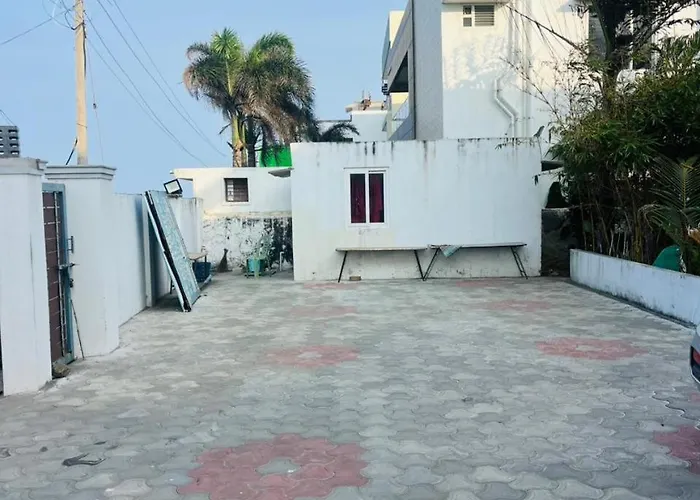 Velora Villa Mahabs